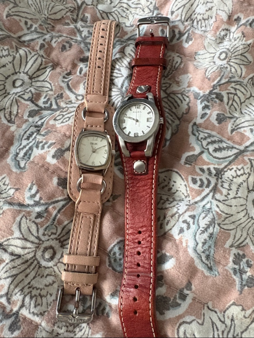 Fossil & Relic watches women’s need batteries great condition